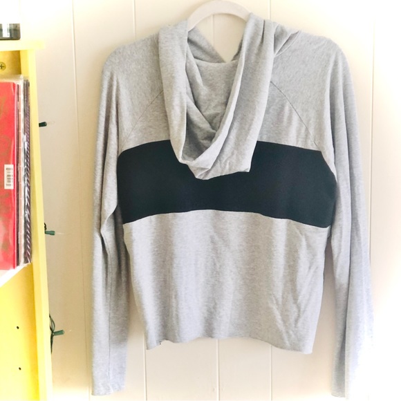A FINE LINE | S | Crop Raw Hem Hoodie Pullover Bell Striped Colorblock Trim Top - Picture 15 of 16